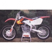 Honda CR250R 1998 года: Второй год «экспериментов с алюминием»
