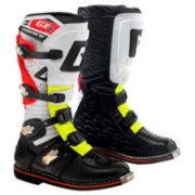 Новые цвета мотобот Gaerne