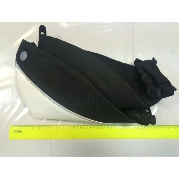 Мотокутюрье муфты на руль, черно-белый