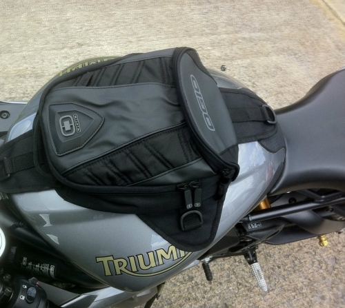 OGIO Super Mini Tanker Stealth сумка на бак, черный OGIO Super Mini Tanker Stealth сумка на бак, черный