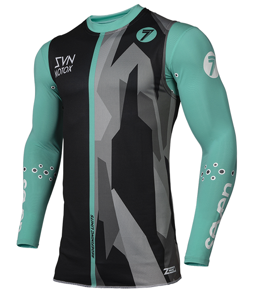 Seven Zero Raider Over Jersey Black жилет на джерси