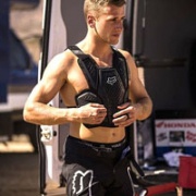 Панцири Fox Racing 2020 года