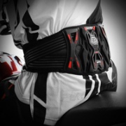 Защитный пояс для мотокросса