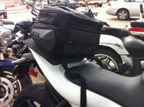 OGIO Tail Bag Stealth сумка на хвост мотоцикла верхняя, черный