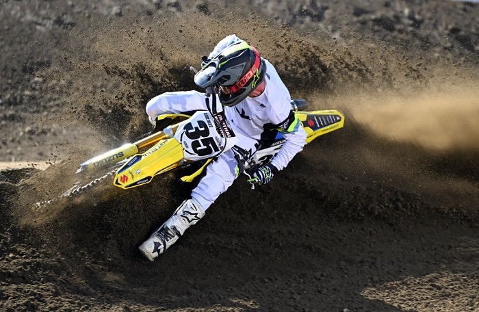 Тест SUZUKI RM-Z450 2024.jpg Тест SUZUKI RM-Z450 2024.jpg