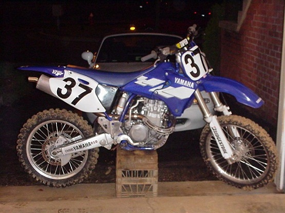1999 Yamaha YZ400.jpg