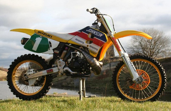 1994 Suzuki RH250.jpg