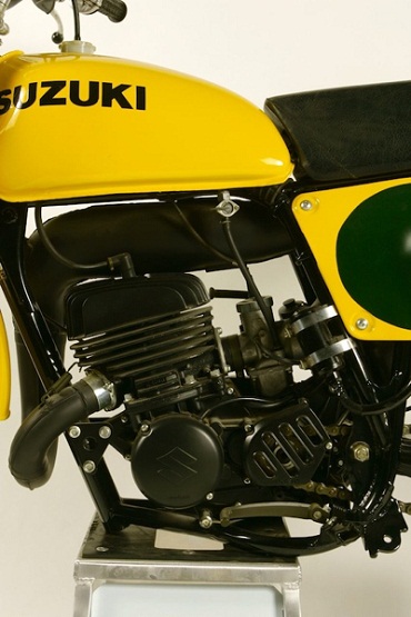 1978 Suzuki RM250C-1.jpg
