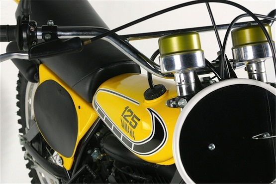 1977 Yamaha YZ 125-1.jpg