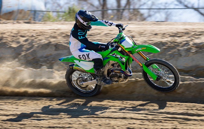 Тест Kawasaki KX450SR «Special Racer» 2026.jpg Тест Kawasaki KX450SR «Special Racer» 2026.jpg