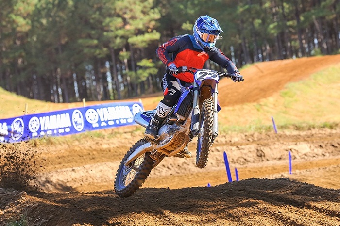 Тест Yamaha YZ450F 2023.jpg Тест Yamaha YZ450F 2023.jpg