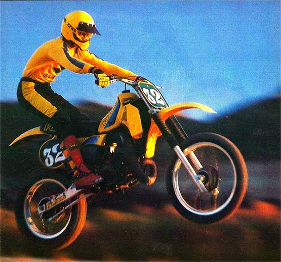 1982 Suzuki RM250Z-9.jpg
