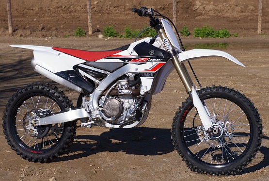 2017-Yamaha-YZ450F-1.jpg