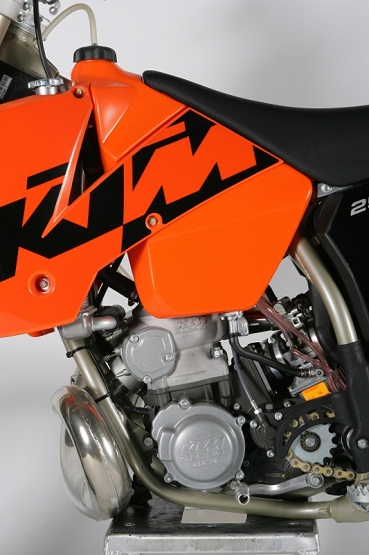2003 KTM 250-6.jpg 2003 KTM 250-6.jpg