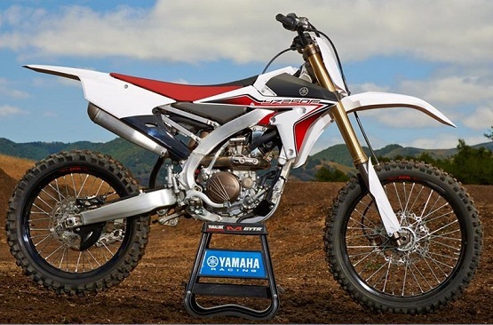 2015 Yamaha YZ250F-1.jpg