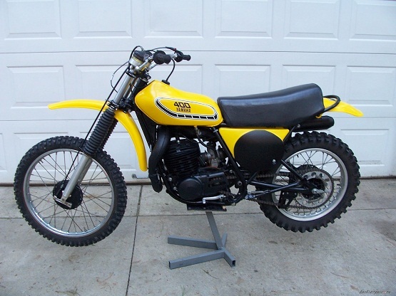 1976 Yamaha YZ 400.jpg