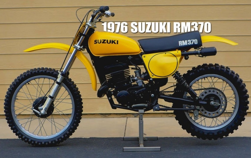 Suzuki RM370A 1976.jpg