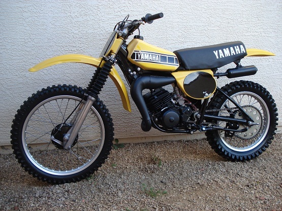 1977 Yamaha YZ 125.jpg
