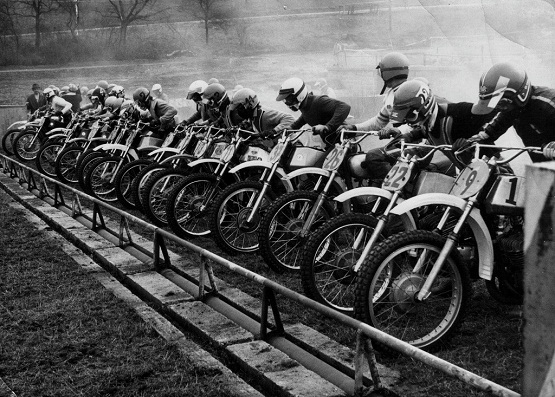 1974-1.jpg 1974-1.jpg