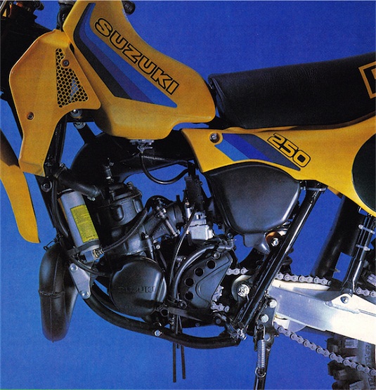 1982 Suzuki RM250Z-6.jpg