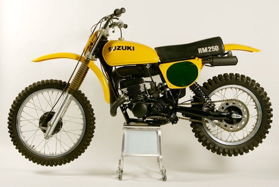 1978 Suzuki RM250C.jpg