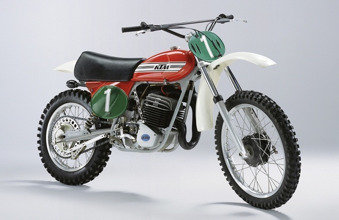 История кроссовых мотоциклов Yamaha. 1968-1979