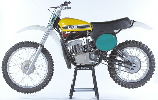 3-1975 PUCH MC250 TWIN CARB.jpg 3-1975 PUCH MC250 TWIN CARB.jpg