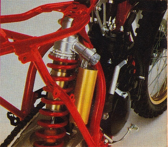 1986 амортизатор.jpg 1986 амортизатор.jpg