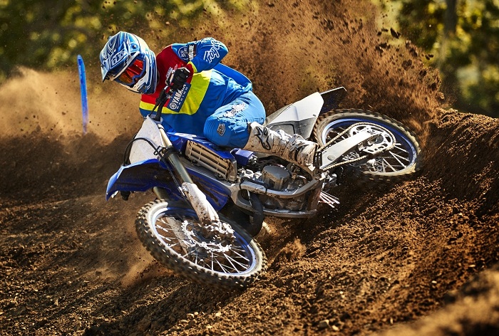 1-Yamaha YZ125.jpg 1-Yamaha YZ125.jpg
