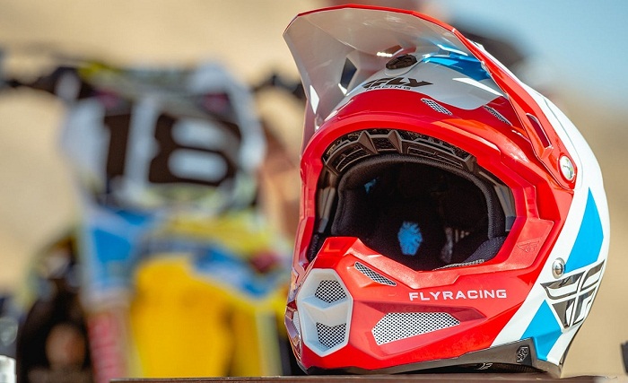1-Шлемы Fly Racing.jpg