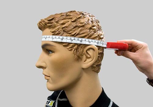 Размер велошлема.jpg Размер велошлема.jpg