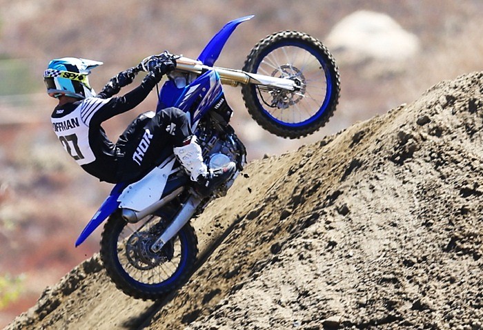 1-Тест YAMAHA YZ450F 2020.jpg 1-Тест YAMAHA YZ450F 2020.jpg