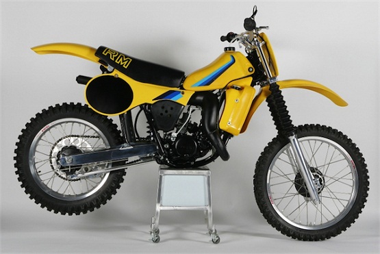 1982 125-11.jpg