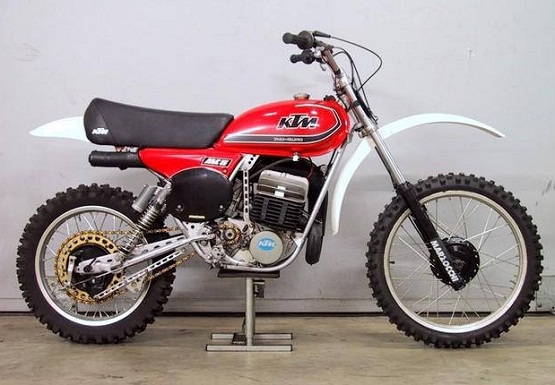 1977 125.jpg 1977 125.jpg