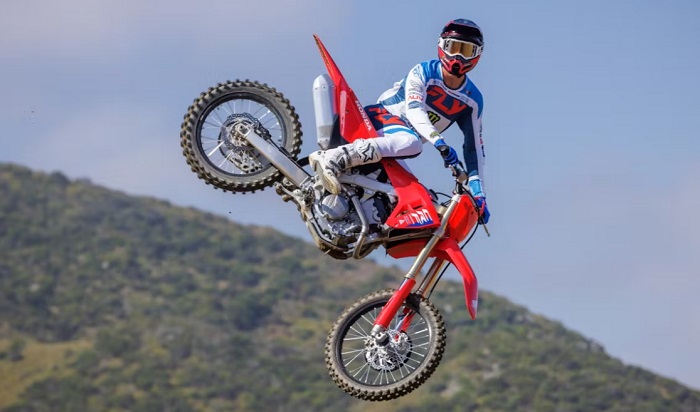 Тест Honda CRF250R 2025.jpg Тест Honda CRF250R 2025.jpg