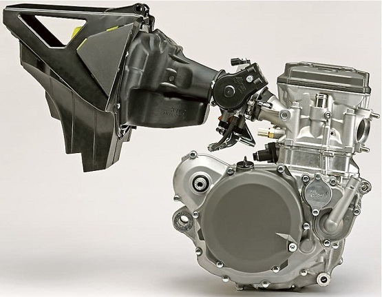 2018-Suzuki-RM-Z450-9.jpg 2018-Suzuki-RM-Z450-9.jpg