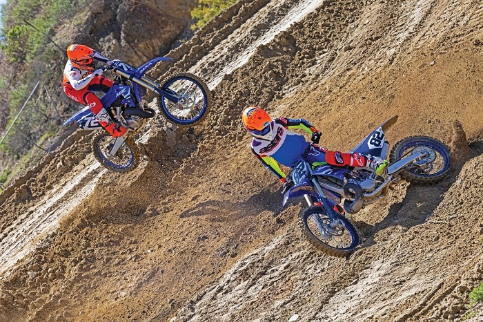 Тест Yamaha YZ125 и YZ250 2025.jpg Тест Yamaha YZ125 и YZ250 2025.jpg