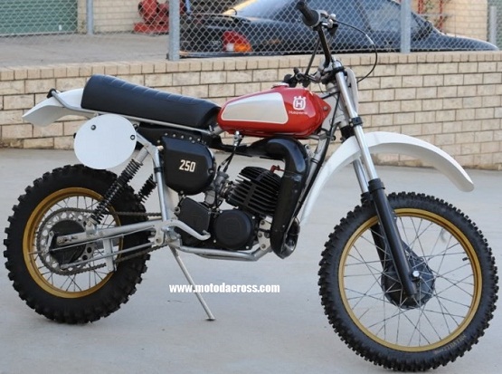 1978 Husqvarna CR250.jpg 1978 Husqvarna CR250.jpg
