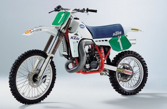 1985 кини-1.jpg 1985 кини-1.jpg