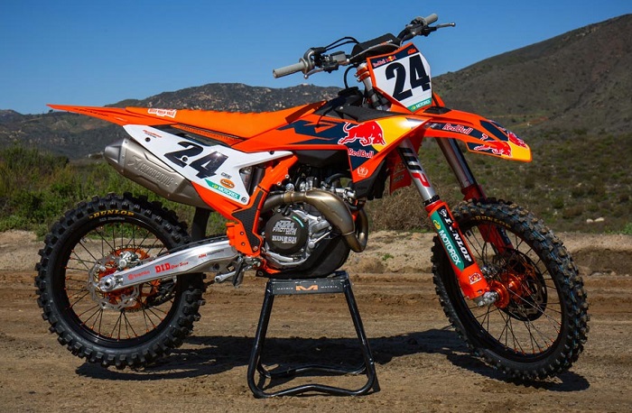 Тест KTM 450SX-F Factory Edition 2024.jpg Тест KTM 450SX-F Factory Edition 2024.jpg