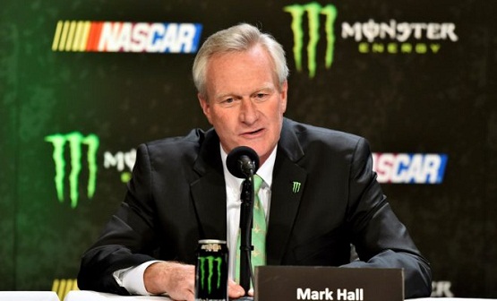 2. Марк Холл.jpg