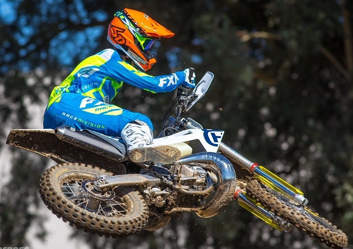 HUSQVARNA TX300i 2020.jpg HUSQVARNA TX300i 2020.jpg