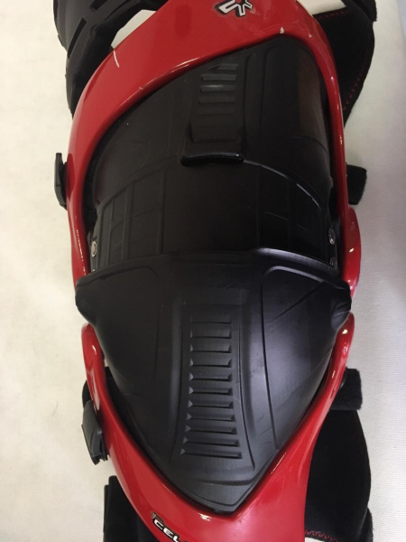 Asterisk Ultra Cell Boa Knee Brace наколенники, черно-красный (б/у)