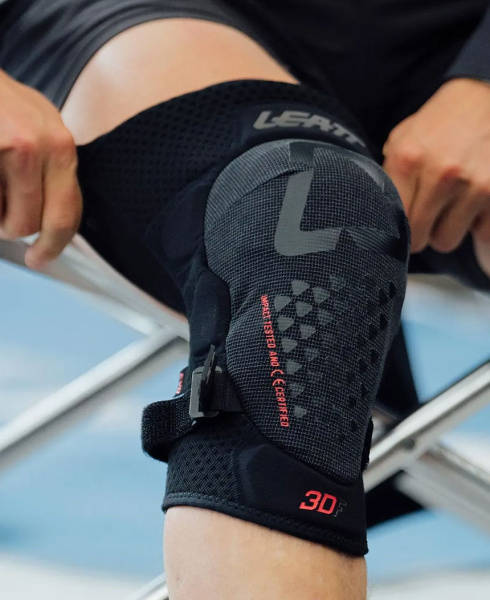 Leatt 3DF 5.0 Evo FastFit Black наколенники Leatt 3DF 5.0 Evo FastFit Black наколенники