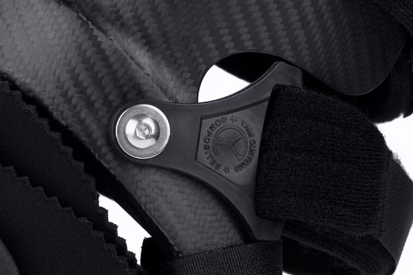 Yami Customs брейсы карбоновые по индивидуальным слепкам