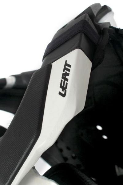 Leatt  Fusion 3.0 панцирь+защита шеи, белый Leatt  Fusion 3.0 панцирь+защита шеи, белый