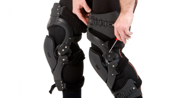 Asterisk Cyto Cell Knee Brace наколенники, черный