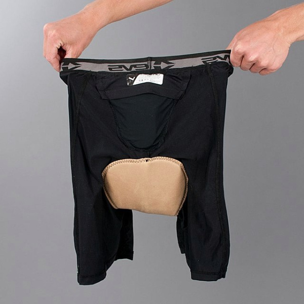 EVS Tug 05 Riding Short Impact мотошорты с защитой, черно-красный EVS Tug 05 Riding Short Impact мотошорты с защитой, черно-красный