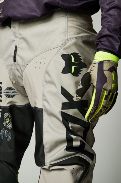 Fox Racing 180 Illmatik Sand / Dark Purple комплект Fox Racing 180 Illmatik Sand / Dark Purple комплект