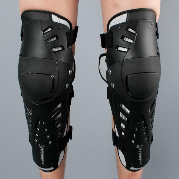 Fox Titan Pro наколенники, черный